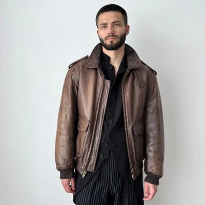 Chaqueta Bomber Neiman Marcus A2 Vintage Años 80 Cuero Marrón Volador Talla 42 (L) Foto 1 de 4