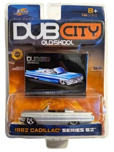 Jada Toys Dub City Old Skool 1962 Cadillac Serie 62 Scala 1/64 Serie 1 Argento - Foto 1 di 1