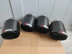 4 x Puntas de escape de fibra de carbono estilo Akrapovic negro BMW M5/M8 (F90/F91/F92/F93) - Imagen 1 de 3