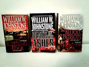 3 William W. Johnstone Thriller-Taschenbücher-Kostenloser Versand - Bild 1 von 1