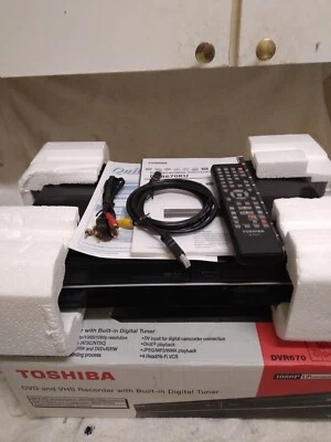 Toshiba DVR-670r  Open Box VHS to DVD Recorder HDMI 1080p Digital TV Tuner - Image 1 of 4
