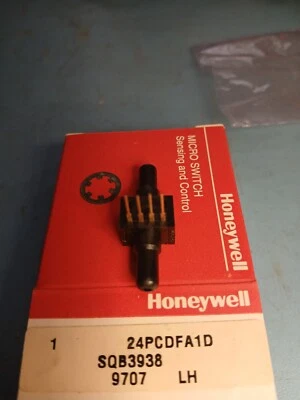 Honeywell 26PCDFA1D - Pressure Sensor, Differential, PCB Mount, 0-30 PSI - Image 1 of 4