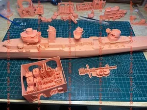 1/200 Uss Fletcher Class Destroyer(full Hull/waterline)  - Picture 1 of 9
