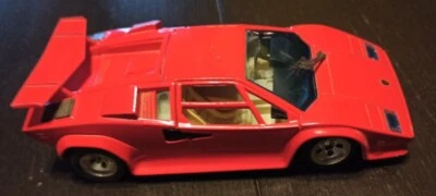 LAMBORGHINI CONTACT 5000. Majorette. SCALA 1/24  - Immagine 1 di 4
