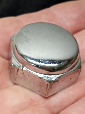 Honda Urban Express Nu50 Nu50M 1982-83 potencia de dirección superior tuerca cromada Foto 1 de 4