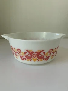 Vintage  PYREX  Friendship 2 1/2 Qt. CASSEROLE DISH 475-B - Picture 1 of 7
