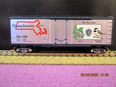 MICRO TRAINS N GAUGE MASSACHUSETTS STATE 40 FT BOX CAR RD # 1788 ITEM No. 21370 - Image 1 of 4