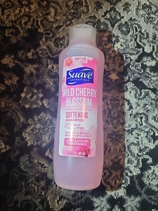 Suave Essentials Wild Cherry Blossom Shampoo 22.5 FL. Oz. (665 ML) - Picture 1 of 1