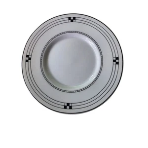 POTTERY BARN Japan weiß mit schwarz kariertem Porzellan 6" Untertasse Teller 4er Set - Bild 1 von 6