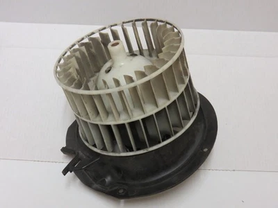 ДВИГАТЕЛЬ ВЕНТИЛЯТОРА НАГРЕВАТЕЛЯ CITROEN CX. ПРОВЕРЕНО O.K И РАБОТАЕТ ГЛАДКО. БОЛЬШЕ ДЛЯ CX. - Изображение 1 из 3