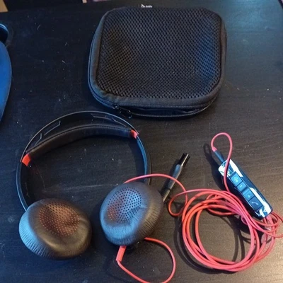 Plantronics Blackwire 5220 Black Headband Headsets (Stereo, USB) - Image 1 of 4