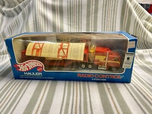 Hot Wheels Radio‑Control Six-Way Hauler (in Box) - Picture 1 of 6