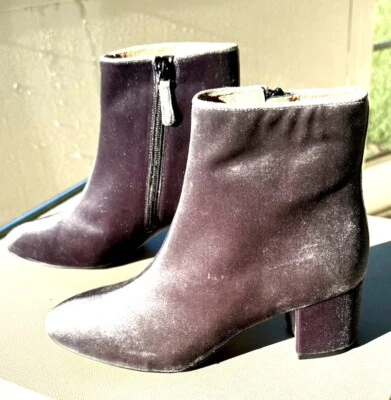 Zapatos para mujer J.Crew Hardly Boots en terciopelo talla 8 Foto 1 de 3