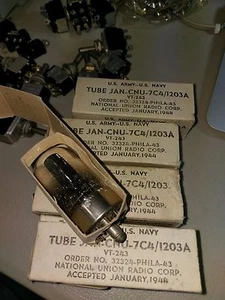 Vier National Union NOS 7C4/1203A RADIO RÖHREN VT-243 garantiert - Bild 1 von 1