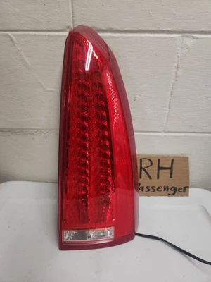 2006-2011 Cadillac DTS RIGHT Passenger OEM LED Tail Light Brake Lamp TESTED 212B - Image 1 of 4
