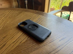 Quad Lock iPhone 15 MAG Case Black QMC-IP15S - Photo 1 sur 8