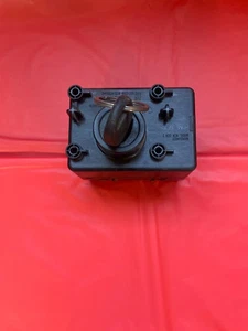 2012 Dodge Caravan 3.6 ignition wth key - Picture 1 of 2