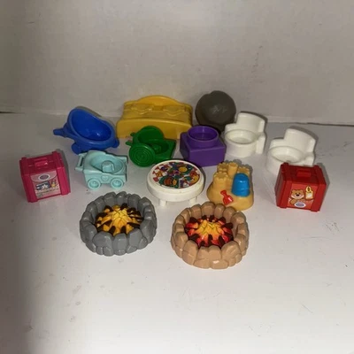 Lote de cadeiras de mesa para carrinho de praia fogueira móveis e acessórios Little People - Imagem 1 de 4