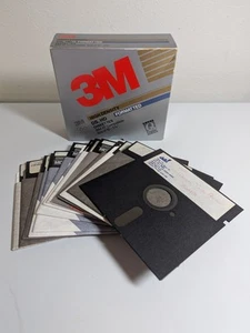 Lot of 13 Vintage 5.25" Floppy Disks with Cardboard 3M Case - RANDOM MIX - Picture 1 of 7