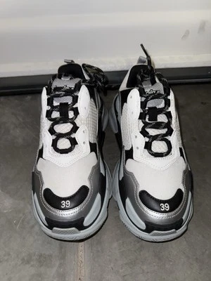 Balenciaga Triple S White Silver 100% Authentic Size 39 Women’s - Image 1 of 4
