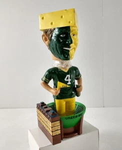 Green Bay Packers SUPER FAN IN FAVRE JERSEY Football Cheesehead Bobblehead RARE! - Picture 1 of 11