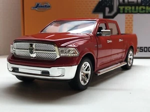 JADA TOYS JUST TRUCKS 2014 DODGE RAM 1500 EDICIÓN ROJA STOCK 1:24 NUEVO SIN CAJA - Imagen 1 de 6
