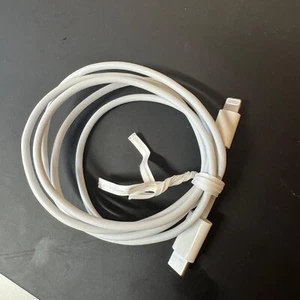 GENUINE ORIGINAL Apple iPhone 14 13 12 11 Charger Type C to Lightning Cable - 1M - Picture 1 of 3