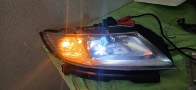 Farol híbrido de xenônio HID 2011 - 2016 Honda CRZ CR-Z lado direito do passageiro fabricante de equipamento original - Imagem 1 de 4