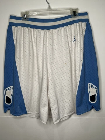 Vintage Jordan North Carolina National Champions eighty two Shorts Size Large Cover