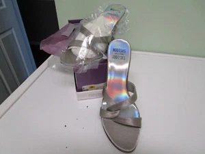 Mootsies Tootsies silver satin sandal no back size Women’s USA size 8M - Picture 1 of 8