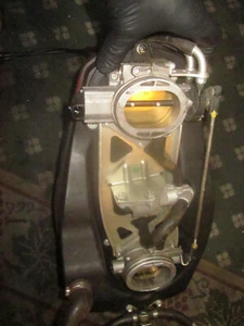 ducati 848  airbox throttle  bodies  1098 1198  - Foto 1 di 2