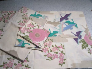 VTG Burlington KOTO Queen Sheet Set Vivid Cranes & Flowers Flat Fitted 2 Cases - Picture 1 of 7