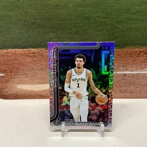2025-26 Topps Victor Wembanyama Fanatics Exclusive Foil Parallel Spurs - Picture 1 of 2