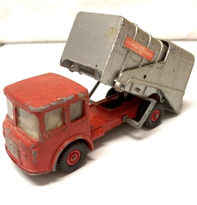 Lesney Matchbox King Size No. K-7 Refuse Truck Cleansing Service United Kingdom - Picture 1 of 9