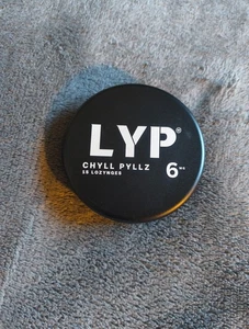 Lyp Die Original Metalldose zur Aufbewahrung von Beuteln Wawaeewa fasst 15 Lozynges Multi - Bild 1 von 5