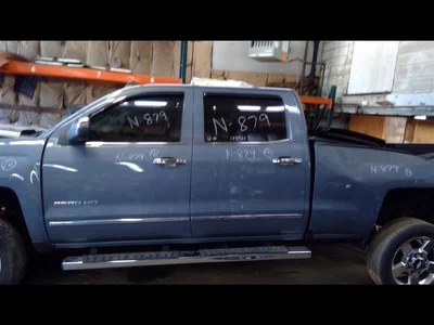 CHEVROLET SILVERADO 2500 2015-2016 CARRIER ASSEMBLY FRONT 4.10 Ratio 3912669 - Image 1 of 4