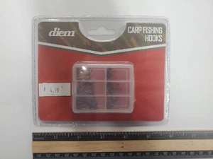 Diem Carp Fishing Barbless Hooks Set - 6 Sizes (#4-14) plus Box - Picture 1 of 3