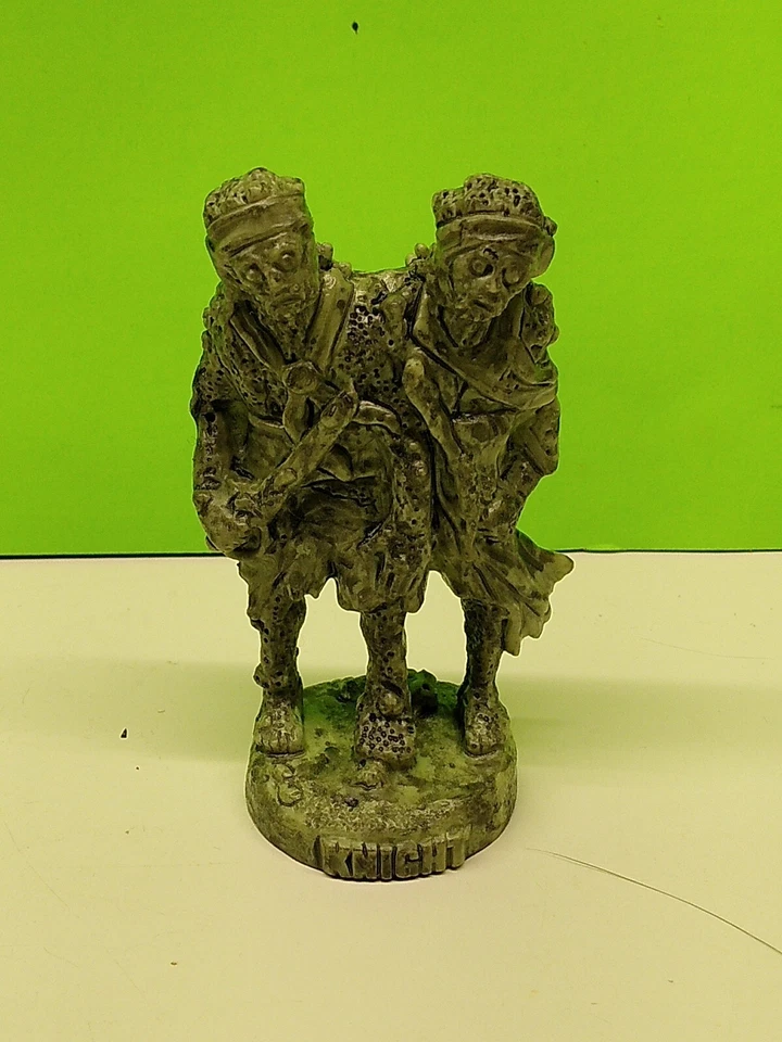 Pirates Of The Caribbean Games Collectors Edition chess piece Skeleton knight gr - Image 1 of 1