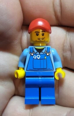 Lego City Town Creator BLUE OVERALLS Minifigure Plumber or mechanic worker C16-4 - Image 1 of 3