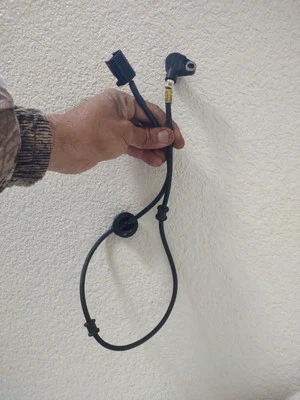 Sensor de velocidad ABS trasero derecho Jaguar Xj6 X300 1995 1996 97 LNA2222AB XJ6 XJR Foto 1 de 4