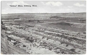 Postal antigua de Hibbing, Minnesota, escena de mina de vendedores - Imagen 1 de 2