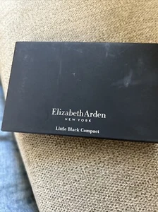 Elizabeth Arden New York Little Black kompakt nachfüllbar neu kostenloser Versand - Bild 1 von 5