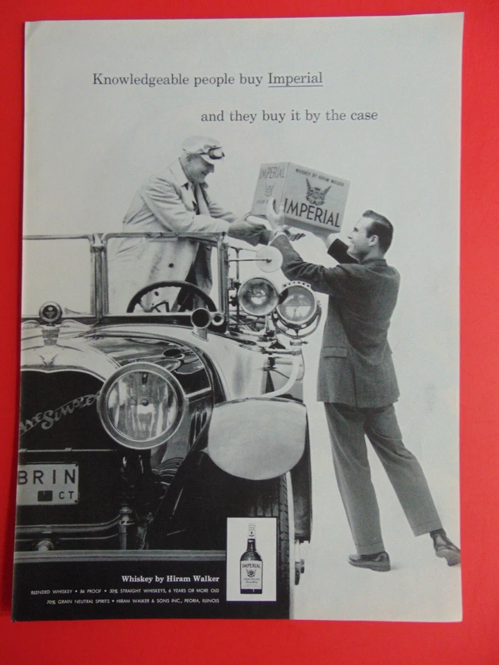 1960 People Buy Imperial Whiskey by the Case coche vintage foto arte impresión anuncio Foto 1 de 1