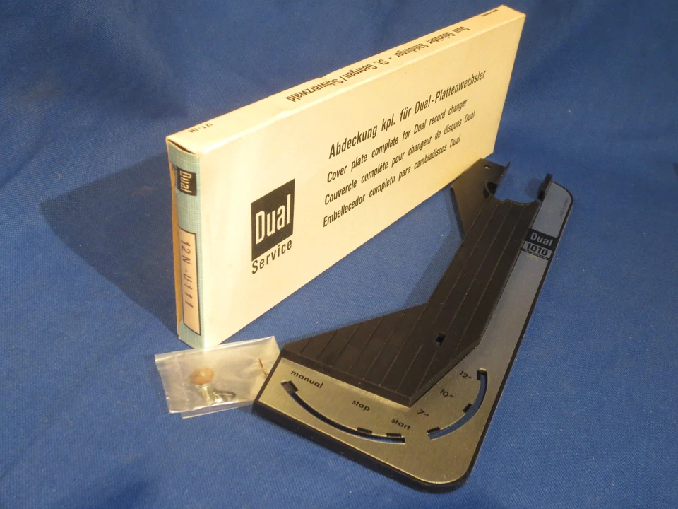 NOS Dual 1010A Turntable Cover Plate 12N-U111  207941 In Original Factory Box   - Bild 1 von 1