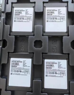 Samsung PM1653 3.84TB 2.5" SAS 24Gbps Server SSD MZILG3T8HCLS-00A07 MZ-ILG3T80 - Image 1 of 2