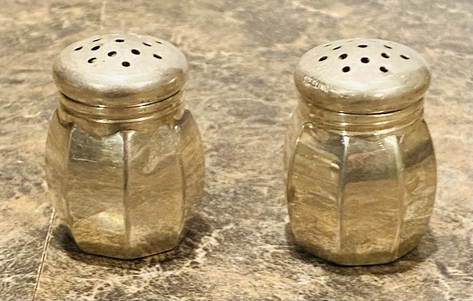 Juego de coctelera miniatura de sal y pimienta Webster de plata de ley Foto 1 de 2
