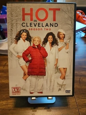 Hot in Cleveland: Season Two (DVD, 2010) - Image 1 of 4