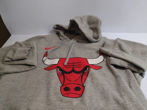Nike NBA Chicago Bulls Hoodie Gray Grey Pullover Men Large Sweater Cover