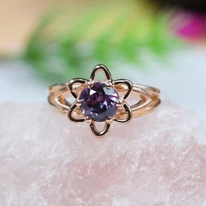 Round Alexandrite Flower Ring, 925 Sterling Silver Ring, Wedding Ring  For Her - Picture 1 of 6