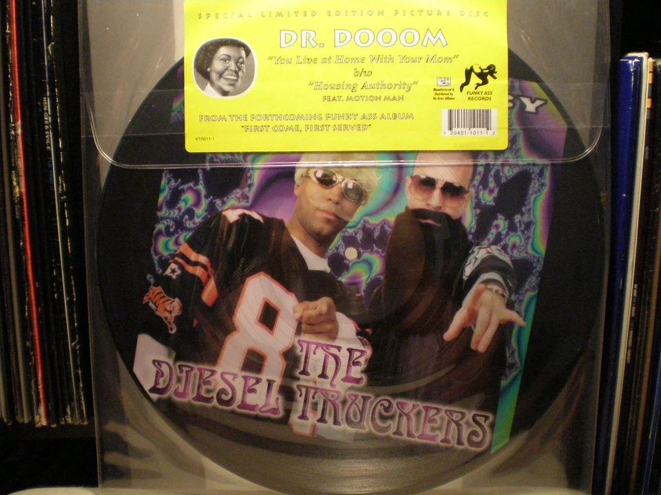 DR. DOOOM - YOU LIVE AT HOME WITH YOUR MOM (12")  1999!!  RARE!!!  KOOL KEITH!!! - Image 1 of 1